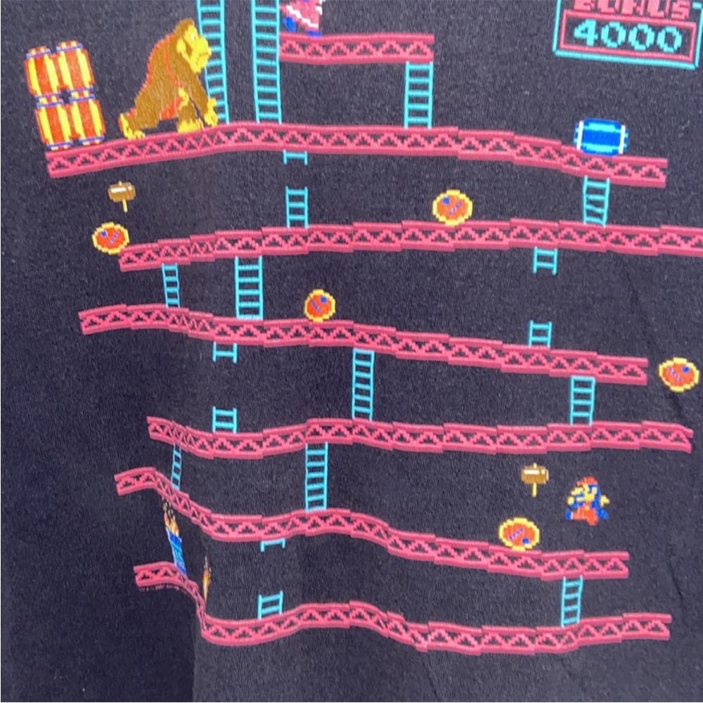 Donkey Kong on Delta tag 2007 Nintendo Mario Video Game T-Shirt size Large
